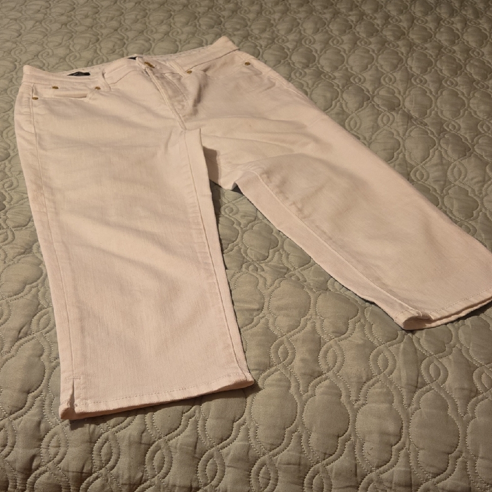 Talbots White Demin Capri 5 Pocket Jeans